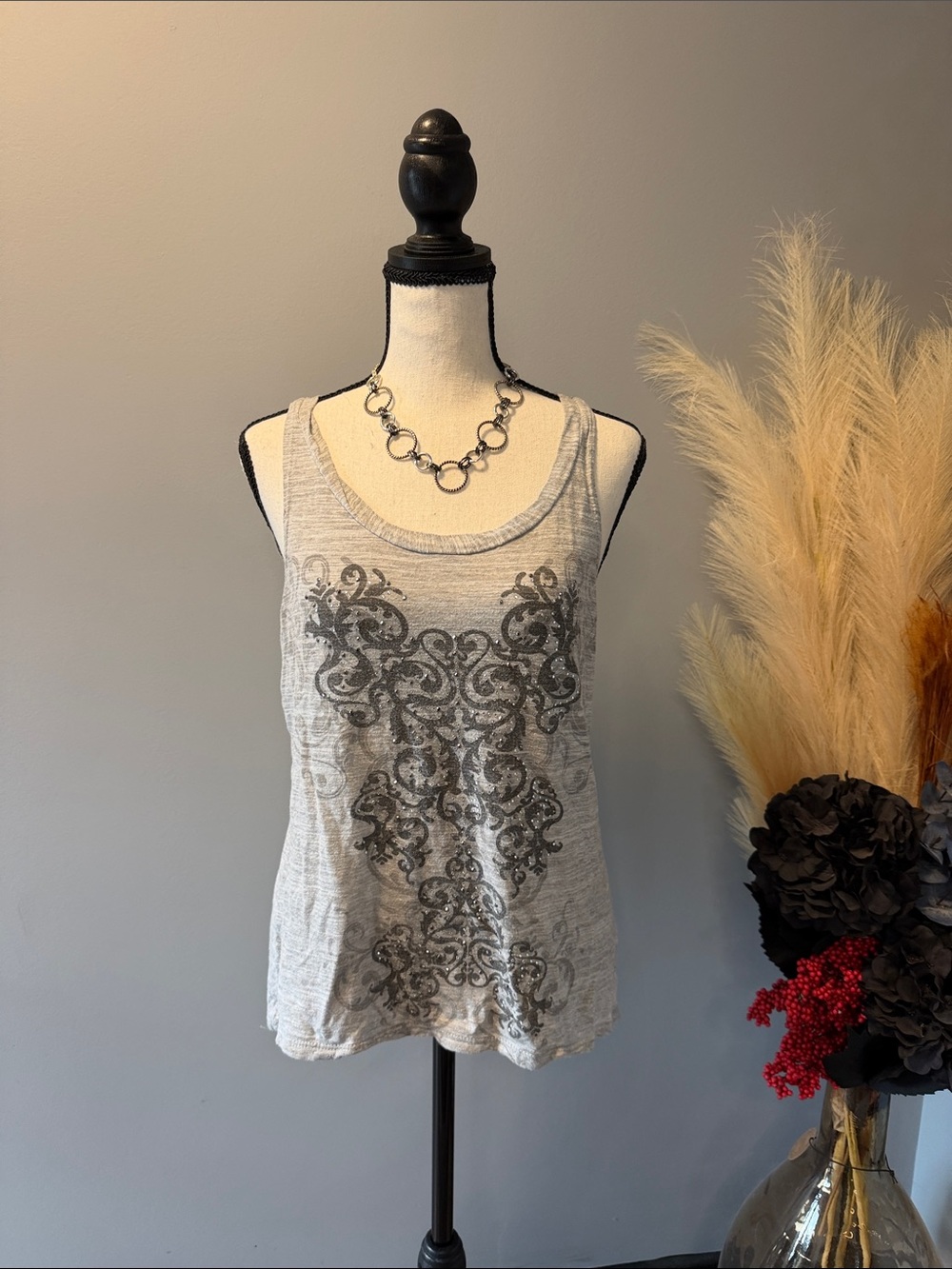 Maurices Light Gray Tank Top with Ornate Dark Gray Print